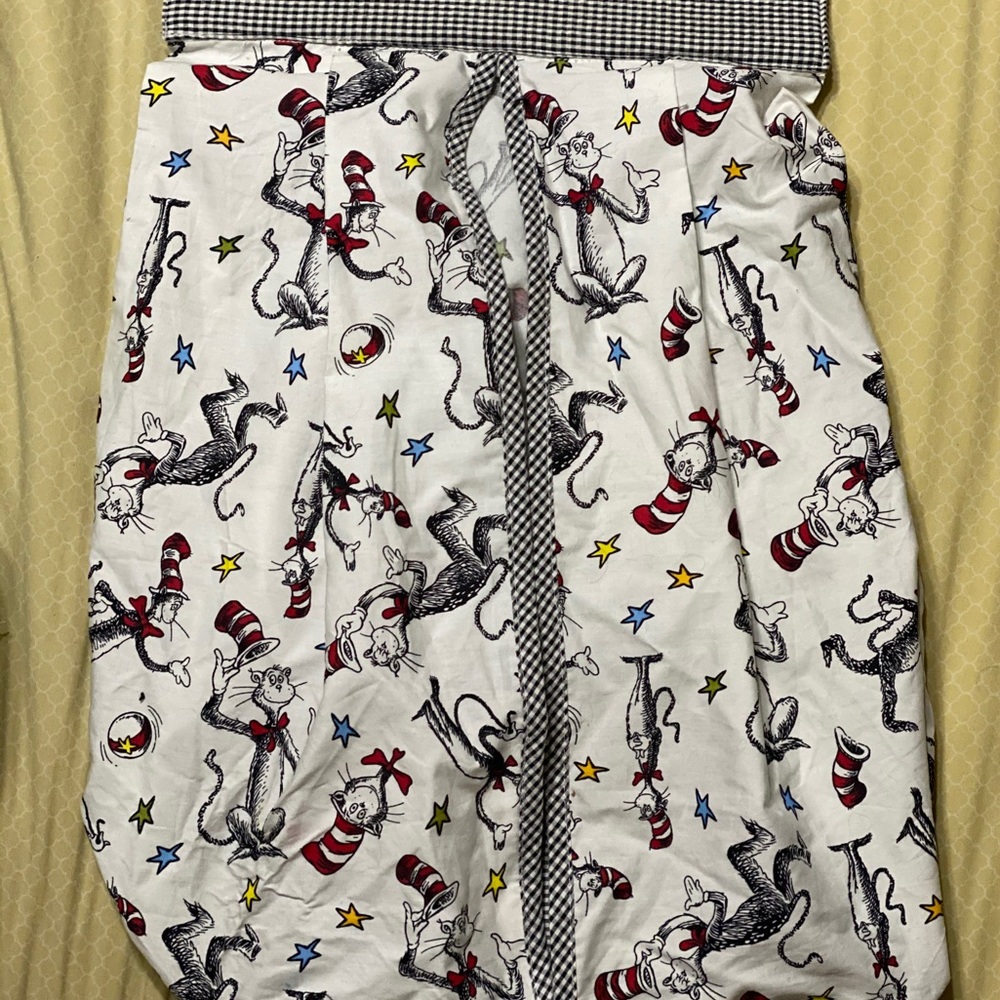 Hanging diaper stacker
